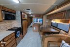 Thumbnail Photo 5 for 2014 Winnebago Vista 35B