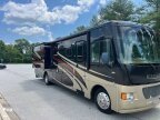 Thumbnail Photo 2 for 2014 Winnebago Vista 35B