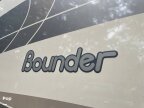 Thumbnail Photo 4 for 2015 Fleetwood Bounder 35K
