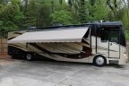 Thumbnail Photo 3 for 2015 Fleetwood Discovery 40G