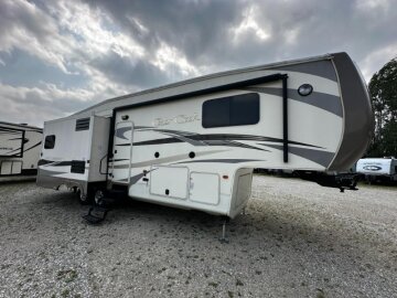 2015 Forest River Cedar Creek