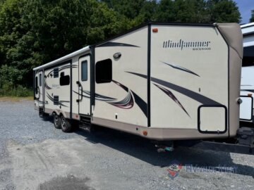 2015 Forest River Rockwood