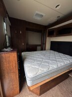 Thumbnail Photo 3 for 2015 Grand Design Solitude 379FL for Sale by Owner