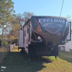 Thumbnail Photo 4 for 2015 Heartland Cyclone