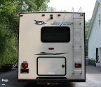 Thumbnail Photo 5 for 2015 JAYCO Greyhawk