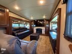 Thumbnail Photo 6 for 2015 JAYCO Pinnacle