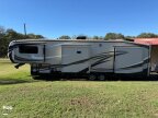Thumbnail Photo 2 for 2015 JAYCO Pinnacle