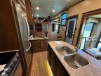 Thumbnail Photo 5 for 2015 JAYCO Pinnacle