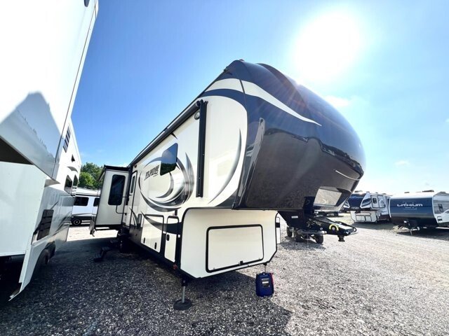 2015 Keystone Alpine