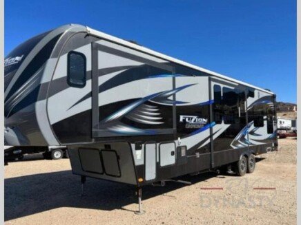 Photo 1 for 2015 Keystone Fuzion 345