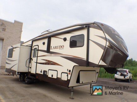 Photo 1 for 2015 Keystone Laredo