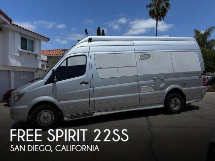 Photo 1 for 2015 Leisure Travel Vans Free Spirit