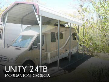 2015 Leisure Travel Vans Unity
