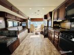 Thumbnail Photo 3 for 2015 Newmar Canyon Star