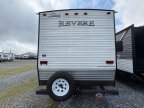 Thumbnail Photo 4 for 2015 Shasta Revere