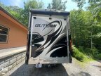 Thumbnail Photo 5 for 2015 Thor Outlaw 37LS