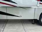 Thumbnail Photo 4 for 2015 Winnebago Adventurer