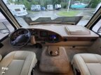 Thumbnail Photo 5 for 2015 Winnebago Vista 27N