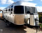 Thumbnail Photo 2 for 2016 Airstream Classic
