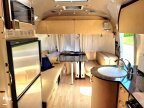 Thumbnail Photo 5 for 2016 Airstream Flying Cloud