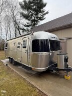 Thumbnail Photo 3 for 2016 Airstream Flying Cloud
