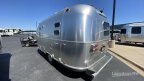 Thumbnail Photo 5 for 2016 Airstream International Signature