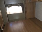 Thumbnail Photo 3 for 2016 Coachmen Leprechaun