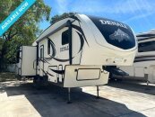 2016 Dutchmen Denali