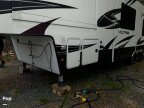 Thumbnail Photo 2 for 2016 Dutchmen Voltage