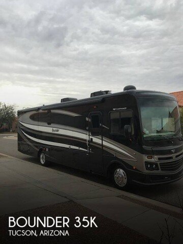 2016 Fleetwood Bounder 35K