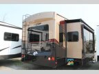 Thumbnail Photo 4 for 2016 Forest River Cardinal 3850RL
