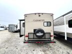 Thumbnail Photo 6 for 2016 Forest River Cherokee 274RK