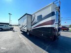 Thumbnail Photo 4 for 2016 Forest River Georgetown 335DS