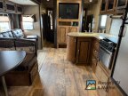 Thumbnail Photo 6 for 2016 Forest River Wildwood