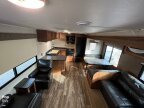 Thumbnail Photo 6 for 2016 Gulf Stream Kingsport