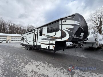 2016 Heartland Cyclone CY 4200