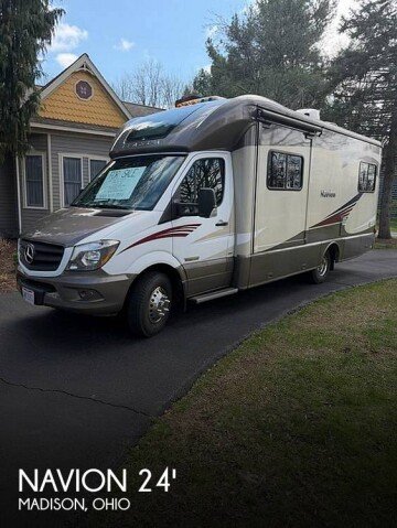 2016 Itasca Navion 24G