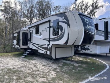 2016 JAYCO Pinnacle
