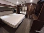 Thumbnail Photo 5 for 2016 JAYCO Pinnacle