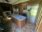 Thumbnail Photo 4 for 2016 JAYCO Pinnacle