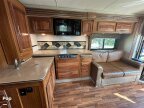 Thumbnail Photo 2 for 2016 JAYCO Precept 31UL