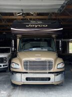 Thumbnail Photo 2 for 2016 JAYCO Seneca 37FS