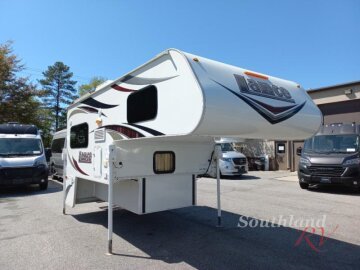 2016 Lance Model 865