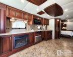 Thumbnail Photo 3 for 2016 Newmar Ventana