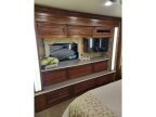 Thumbnail Photo 4 for 2016 Newmar Ventana