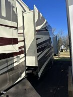 Thumbnail Photo 3 for 2016 Redwood Redwood