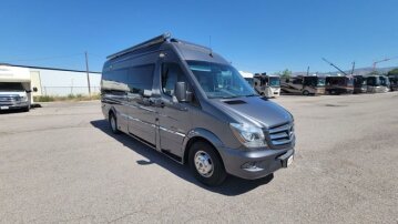 2016 Roadtrek Adventurous