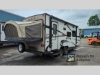 Thumbnail Photo 2 for 2016 Starcraft Travel Star