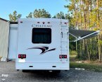 Thumbnail Photo 3 for 2016 Thor Chateau 31E