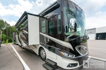 2016 Tiffin Phaeton